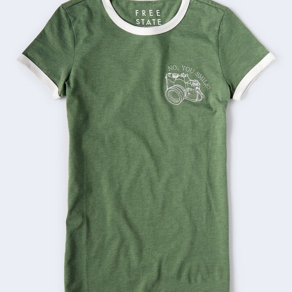 AEROPOSTALE Camera Graphic Green Tee